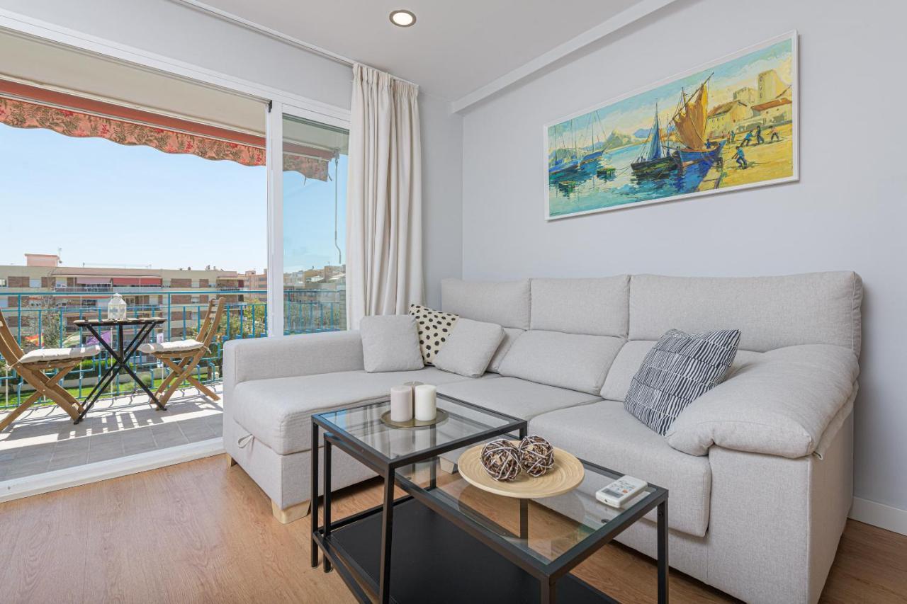 Wintowinrentals Vista Al Mar En Pleno Centro Rincon de la Victoria Ngoại thất bức ảnh