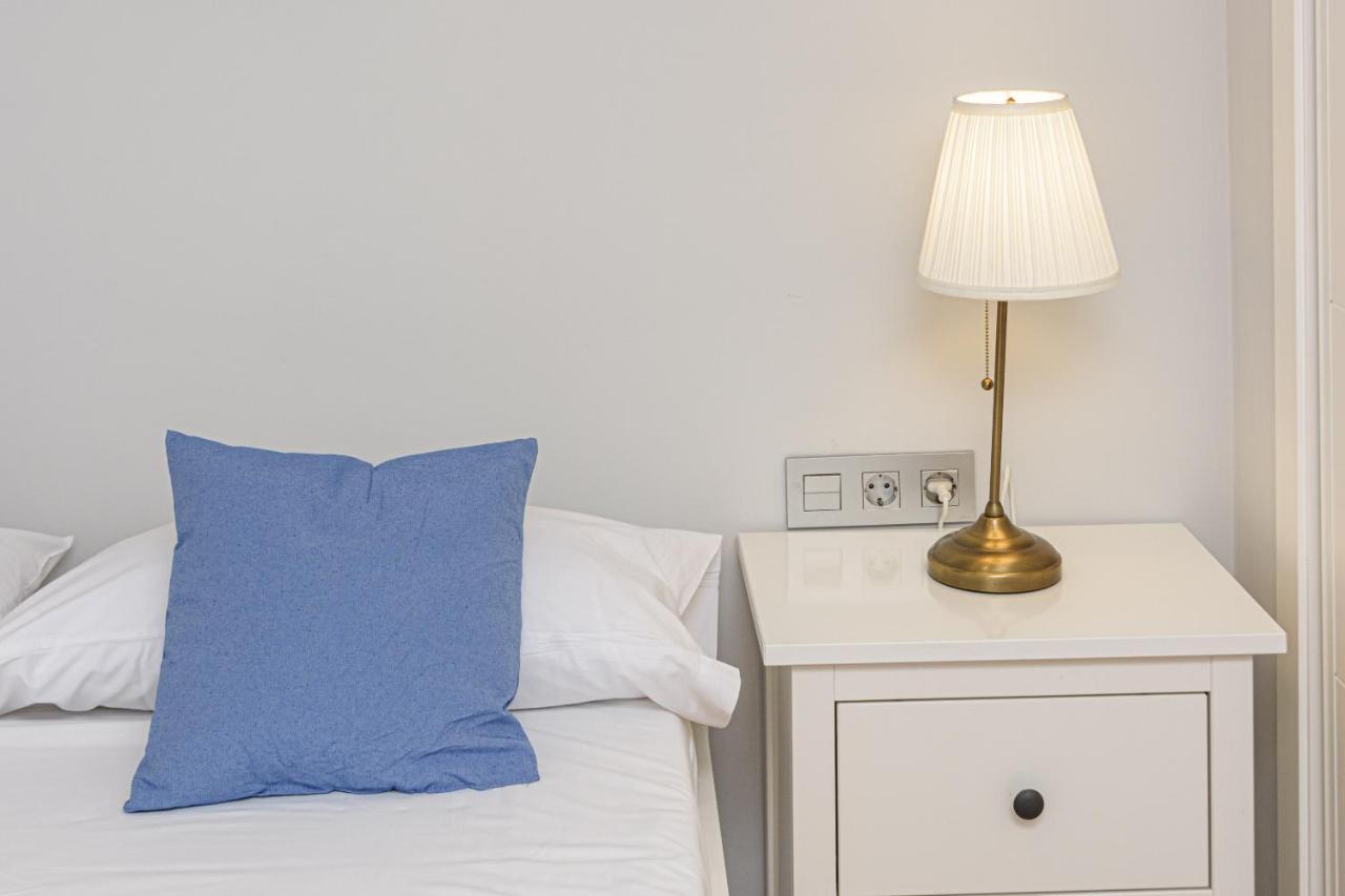 Wintowinrentals Vista Al Mar En Pleno Centro Rincon de la Victoria Ngoại thất bức ảnh