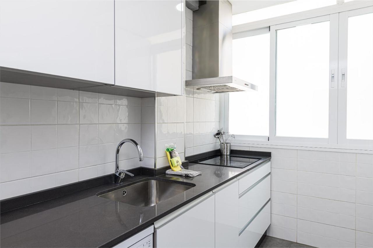 Wintowinrentals Vista Al Mar En Pleno Centro Rincon de la Victoria Ngoại thất bức ảnh