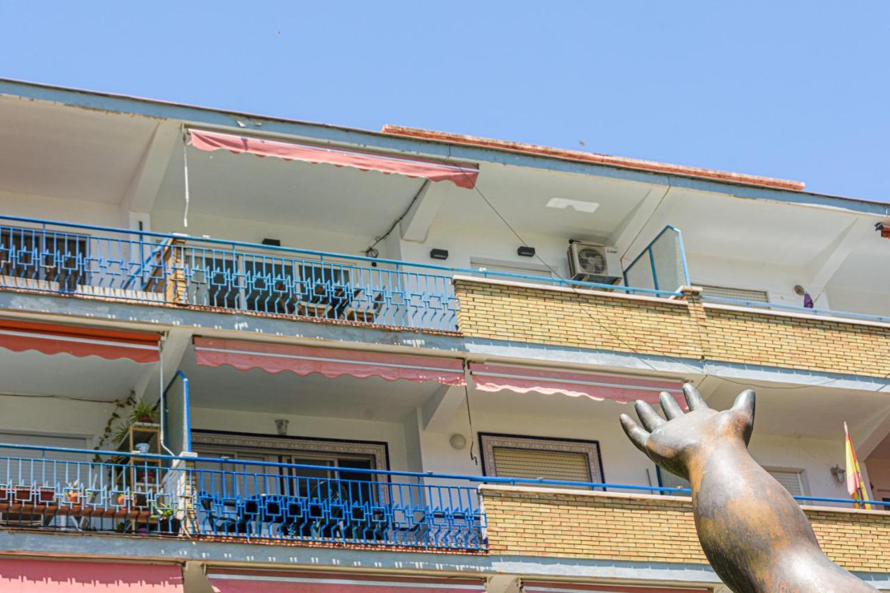Wintowinrentals Vista Al Mar En Pleno Centro Rincon de la Victoria Ngoại thất bức ảnh
